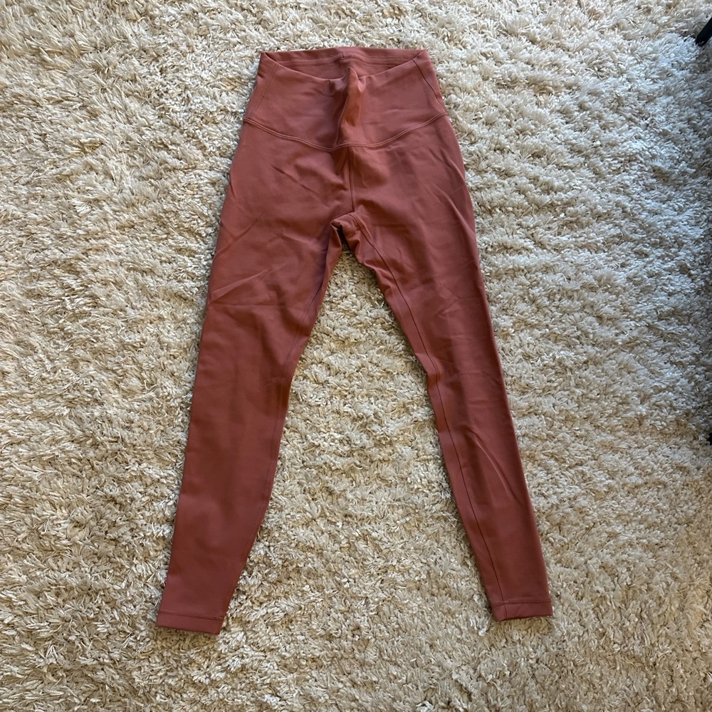 Like new lululemon Wunder train, high rise leggings